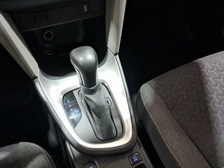 Toyota Yaris Cross 1.5 120H Business Plus