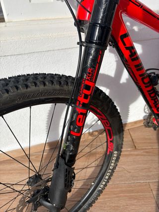 Bici Montaña Cannondale full carbon