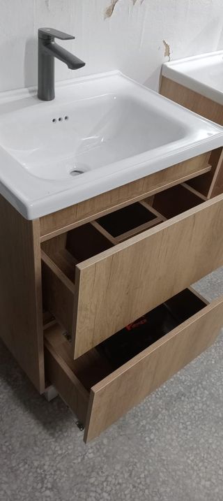 Mueble de Baño con Patas