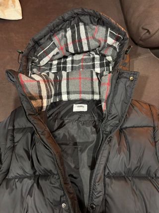 Abrigo Burberry Negro Plumas