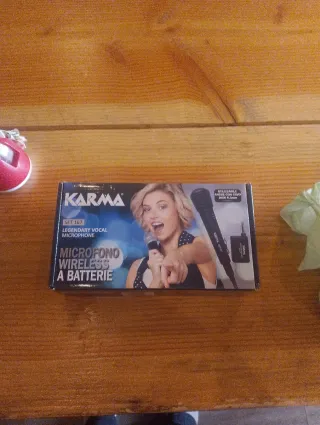 Microfono Karma Wireless a Batteria SET 167