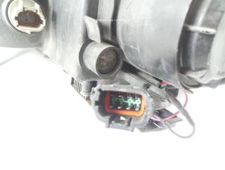 Faro der infiniti fx 35 a las 4 ruedas 20007751