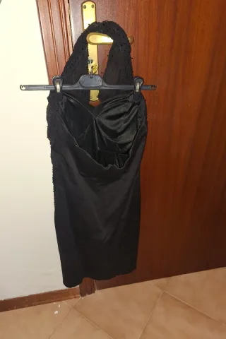 Abito elegante nero con paillettes