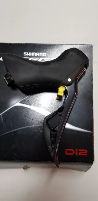 Maneta Shimano Ultegra Di2 R8070
