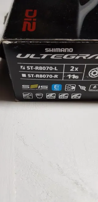 Maneta Shimano Ultegra Di2 R8070