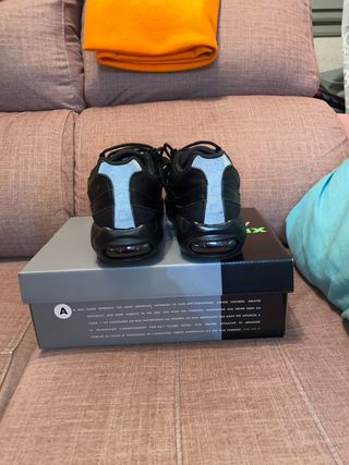 Nike Air Max 95 Negras (Originales)