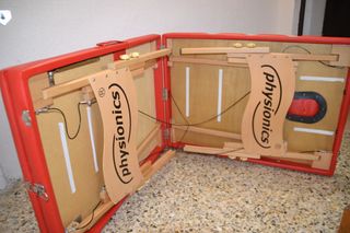 Camilla de masaje plegable roja