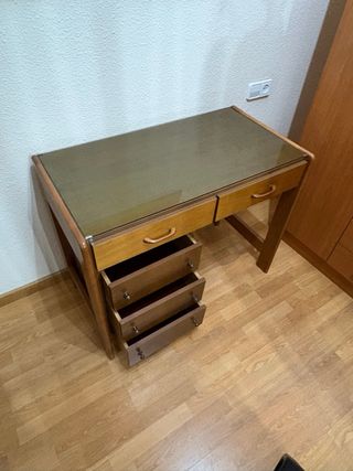 Escritorio madera y cristal