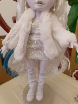 Shadow High  Natasha Zima