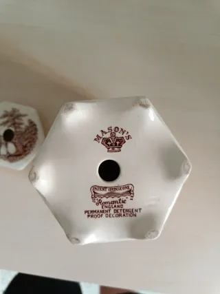 Jarrón o saumerio de cerámica