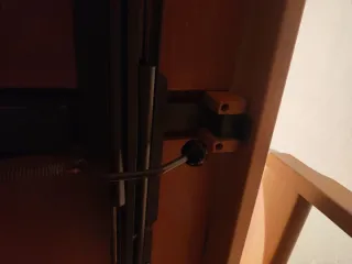 Mesa de comedor extensible de madera .