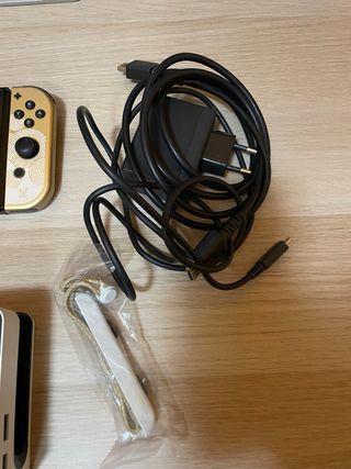 Nintendo Switch OLED Edizione Zelda