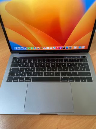 Apple MackBook Pro 2017 -109415-