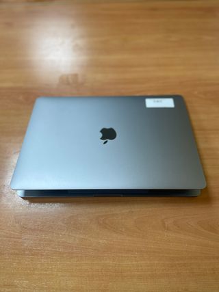 Apple MackBook Pro 2017 -109415-