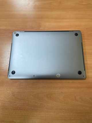 Apple MackBook Pro 2017 -109415-