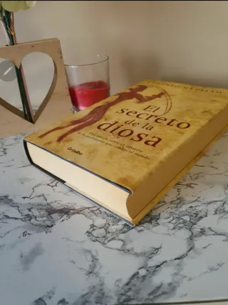 El secreto de la diosa Lorenzo Mediano