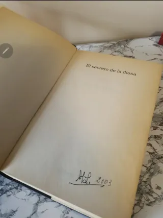 El secreto de la diosa Lorenzo Mediano