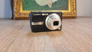 Cámara digital Panasonic DMC-FX50 6.1 MP Negra