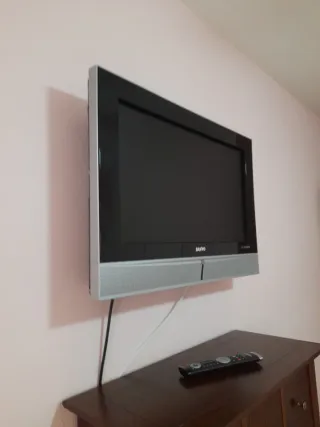 Televisión Sanyo antigua