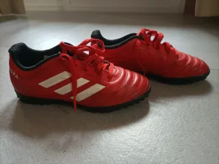 Botas de fútbol Adidas niño nº 32