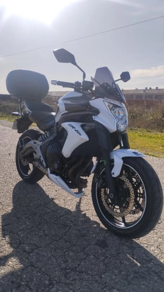 Kawasaki ER-6N 650 cc