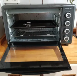Horno de mesa Cecotec Bake&Toast 750