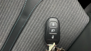 Peugeot 3008 Hybrid 225 Allure Pack e-EAT8 165 kW (225 CV)