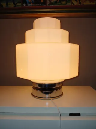 Lampada zigurrat vetro opalino anni '50