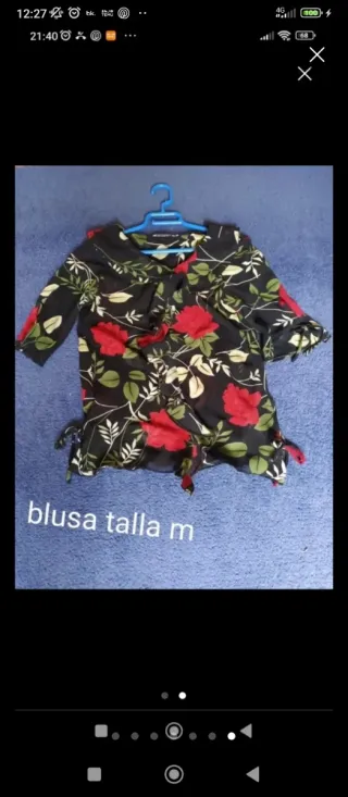Blusa floral y falda