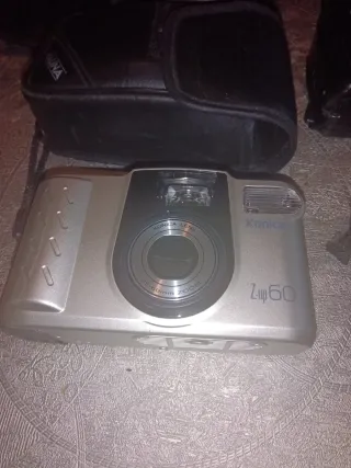 Lote Cámaras Vintage Konica y Radio