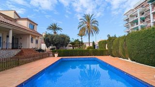 Casa en venta en Zona Pueblo en Pilar de la Horadada