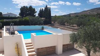 Casa rural en venta en Caudete