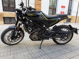 Husqvarna Svartpilen 401