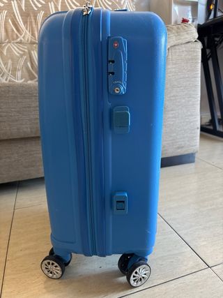Maleta de ruedas azul