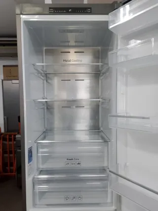 Nevera Samsung plateada