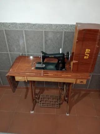 Máquina de coser ALFA (Para piezas o restauración