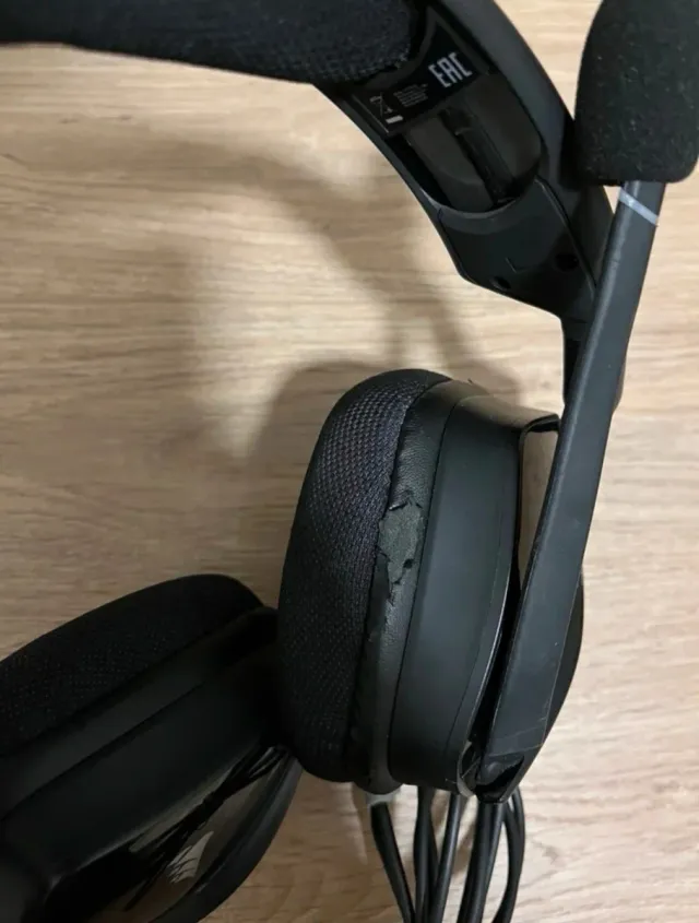 Auriculares Corsair Void RGB Elite USB