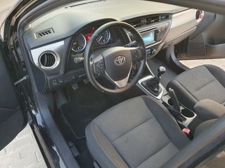 Toyota Auris 2014