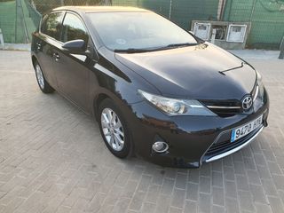 Toyota Auris 2014