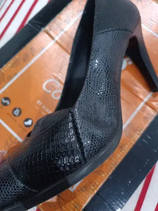 Zapatos de tacón de piel para mujer