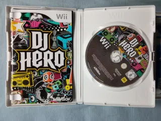 DJ Hero y Wii Sports Resort para Wii
