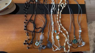 Lote 11 collares varios