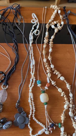 Lote 11 collares varios