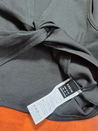 Top corto negro fiesta