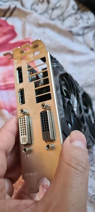 Tarjeta Gráfica Sapphire 270X 2GB