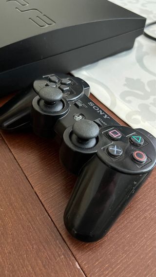 Playstation 3 Slim 320GB Negra