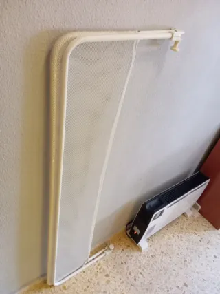 Barandilla de cama infantil blanca