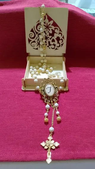 Rosario Isabelino con Inicial que prefieras o bor