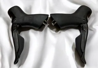 Shimano Dura-Ace ST-R9270 Di2 2x12s