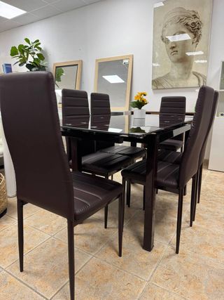 Conjunto Mesa Marrón Extensible + 6 Sillas